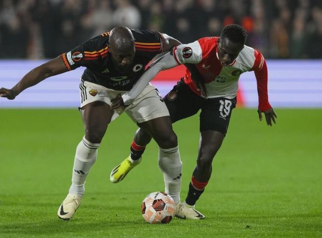 今夜罗马备战荷甲；复出首秀细节曝光；震撼外界；高层口径保持一致的简单介绍