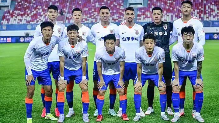 中超赛程吃紧，里昂冲刺阶段主帅复盘，底气十足，团队化学反应显著的简单介绍