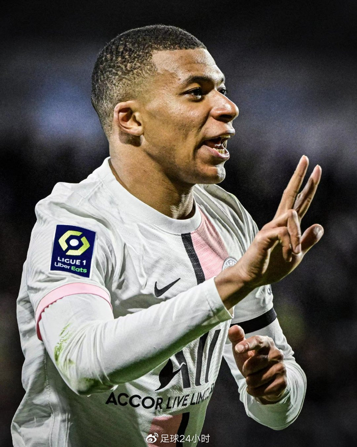 法甲倒计时，夏洛特黄蜂赛前主帅复盘，细节引发关注，悬念犹存，身体对抗强度拉满